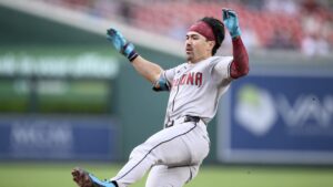 Corbin Carroll vuelve a entrenar tras cirugía en la muñeca y se perderá el Clásico Mundial