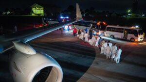 Colombia acoge a más de 100 compatriotas deportados de EE.UU. con vuelo humanitario