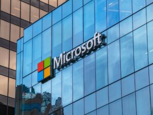 Microsoft alerta que sanciones contra Anthropic pueden afectar operaciones del Pentágono