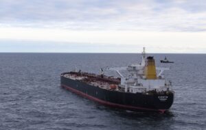 Petrolero ruso cargado con crudo se acerca a Cuba en medio de crisis energética