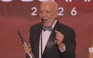 Jochy Santos recibe el Gran Soberano y pide elevar el nivel de la comunicación en RD