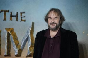 Peter Jackson revela nuevo filme de El Señor de los Anillos con guión de Stephen Colbert