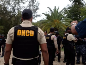 DNCD captura en La Vega a presunto microtraficante con drogas, dinero y municiones