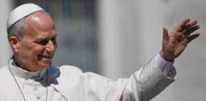 Papa León XIV alerta desde Mónaco sobre amenazas globales a la paz