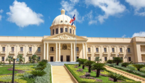 Gobierno autoriza construcción del Aeropuerto Internacional de Montecristi