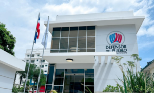 Defensor del Pueblo devuelve vehículos retenidos y compensa a ciudadanos