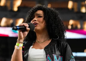 Chelsy Bautista interpone querella contra fiscal y varios agentes por presunto robo en su vivienda