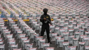 RD se alinea con EE. UU. y pacta combatir el narcoterrorismo en América Latina firmando acuerdo