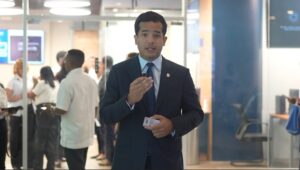 Senador Omar Fernández exhorta a renovar la licencia de conducir con el sistema de citas en línea