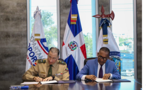 Instituto Cartográfico Militar y Departamento Aeroportuario firman acuerdo para fortalecer seguridad aeroportuaria