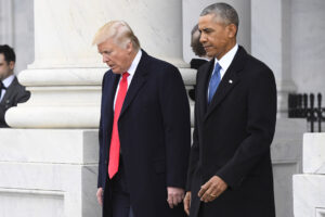 Obama critica a Trump y defiende la democracia