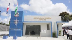 Gobierno inaugura dos estaciones policiales en María Trinidad Sánchez