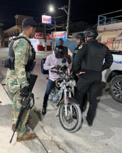 Migración detiene a 1,118 extranjeros irregulares en GSD