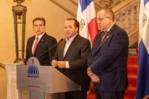 Gobierno destaca solidez económica y medidas ante impacto de conflictos en Medio Oriente