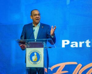 Deligne Ascención destaca estabilidad de RD ante crisis globales