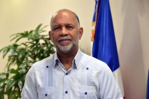 Docentes dominicanos enfocan debate en IA y tecnología durante congreso educativo