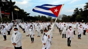 Cuba critica a Estados Unidos por intentar desmantelar sus misiones médicas