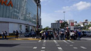 Falta de indexación salarial afecta los aumentos del salario mínimo en RD