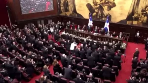 Partidos opositores piden a Abinader detallar sacrificios estatales por situación en Irán