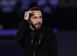 Bukele reitera a Petro oferta sobre presos