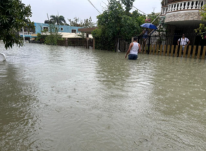 Siete hospitales afectados por lluvias e inundaciones en el país