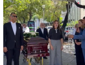 Ayuntamiento del Distrito Nacional rinde honras fúnebres a Carlos Batista