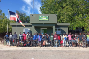 Detienen a 33 haitianos en Dajabón cuando intentaban evadir control militar