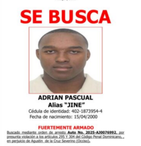 Policía mantiene búsqueda activa de hombre acusado de homicidio en Monte Plata