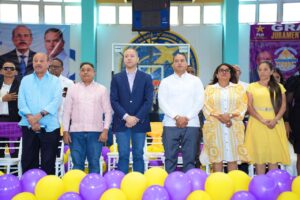 PLD juramenta a cientos de dirigentes de movimiento cristiano en acto en el Distrito Nacional