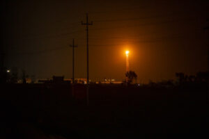 Dos instalaciones petroquímicas en Irán son atacadas en medio de advertencias de Donald Trump