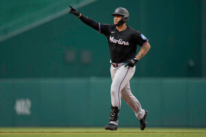 Dominicano Agustín Ramírez impulsa triunfo de Miami con jonrón ante San Luis