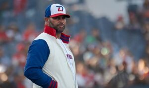 Estrellas Orientales designan a Albert Pujols como presidente de operaciones de béisbol