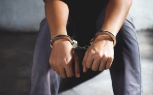 Hombre vinculado al tráfico de personas es arrestado en México por solicitud estadounidense