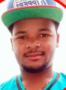 Joven pierde la vida tras deslizarse en carretera Yamasá–Santo Domingo