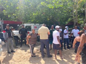 Joven desaparece en Las Galeras; autoridades intensifican búsqueda