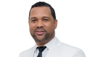 Alcalde de Las Terrenas despliega operativo especial ante masiva llegada de visitantes por Semana Santa