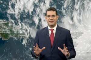 Lluvias extremas en RD responden a combinación de vaguada, frente frío y cambio climático, según Jean Suriel