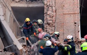 Al menos 6 muertos en Ucrania por ataques nocturnos de Rusia