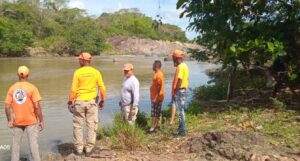 Continúa búsqueda de menor desaparecido en el río Chavón en Higüey