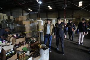 MICM y CECCOM logra decomiso masivo de productos ilícitos durante Semana Santa