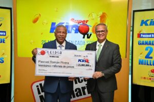 LEIDSA entrega RD$25 millones a jubilado ganador del Super Kino TV