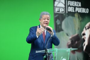 Leonel Fernández afirma no fue invitado a diálogo por crisis petrolera