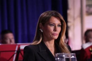 Melania Trump pide a ABC actuar contra Jimmy Kimmel por comentarios en su programa