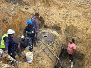 Daños en línea de impulsión obligan cierre del acueducto Oriental en SDE