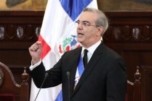 Gobierno inicia este viernes consultas con líderes políticos ante la crisis internacional