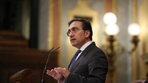 Canciller español desmiente a Rutte: "La OTAN no tiene ninguna participación en esta guerra"