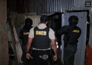 DNCD arresta en Higüey a “El Bello” con presunta cocaína, marihuana y crac