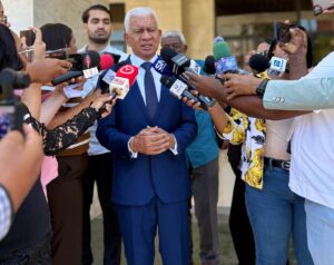 Ricardo de los Santos califica de preocupante para la economía del país incrementos del precio del petróleo