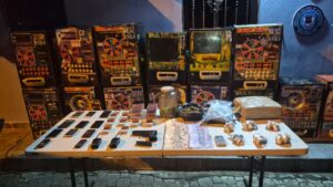 Autoridades desmantelan presunto punto de distribución de drogas en el DN 