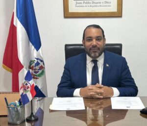 Cónsul en Sevilla respalda reformas consulares impulsadas por Luis Abinader